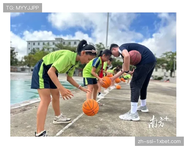 公益项目：中国篮协启动“星光计划”助力偏远地区篮球教练培训